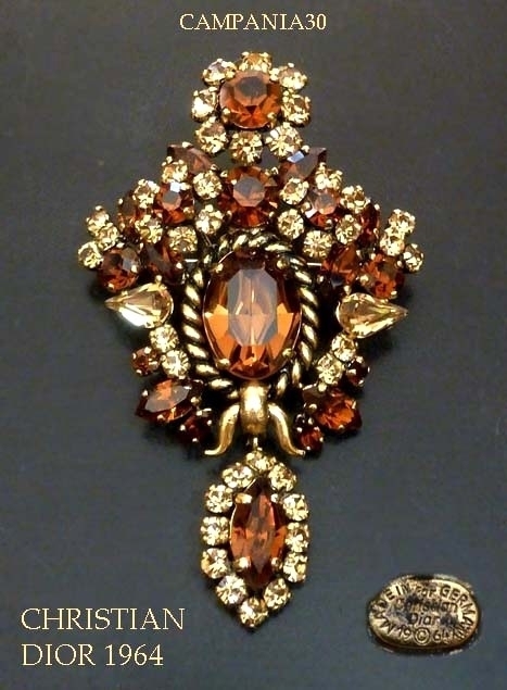 SB1828 - SPILLA "CHRISTIAN DIOR" 1964 - LE COLLEZIONI  DI CAMPANIA30